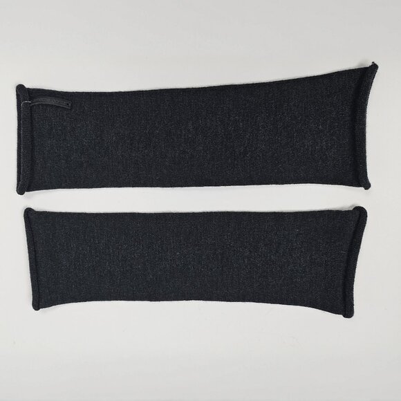 Annette Gortz Fingerless Gloves - Picture 4 of 4